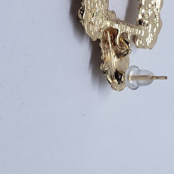 NEW 3/$10 Square/Rectangular Earrings in Goldtone - Picture 4 of 5